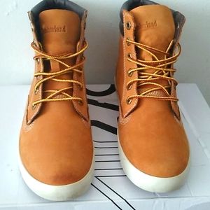 Timberland  Dausette Gold boots Mids 7.5 Women